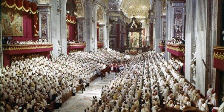 Did “Vatican II” really trigger a decline in Catholic practice? – Catholic Culture