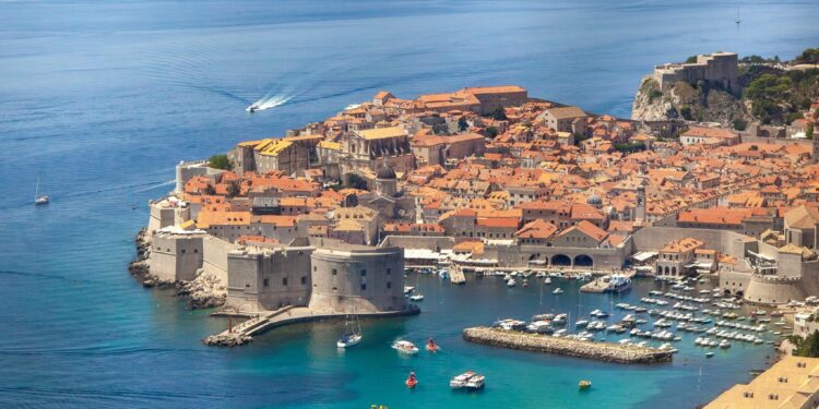 Croatia’s Solar Flare seeks EIA for 12.7 MWp PV project – SeeNews