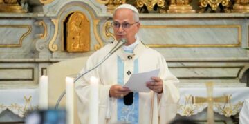 Pope Leo calls for fasting and prayer for peace in Middle East and Ukraine as he returns to Vatican – ABC7 Los Angeles
