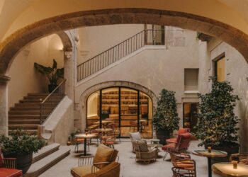 Palau Fugit – Review – The Luxury Editor