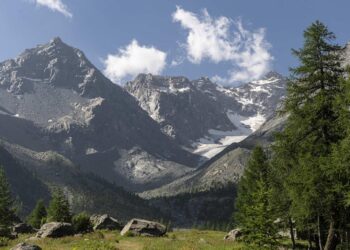 Italy’s Ventina glacier has melted so much geologists now can only monitor it remotely – AP News