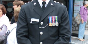 Gibraltar police chief sues city after being voted out of job – WXYZ Channel 7