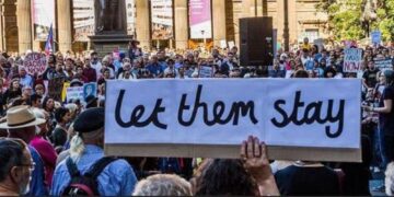 Australian government signs deal to deport former detainees to the tiny island country of Nauru – AP News