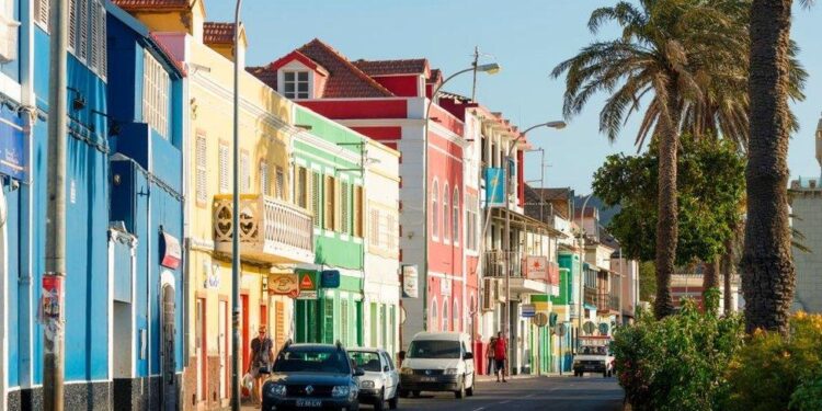 Cape Verde: Historic salary increase brings stability and dignity to the teaching profession – Education International