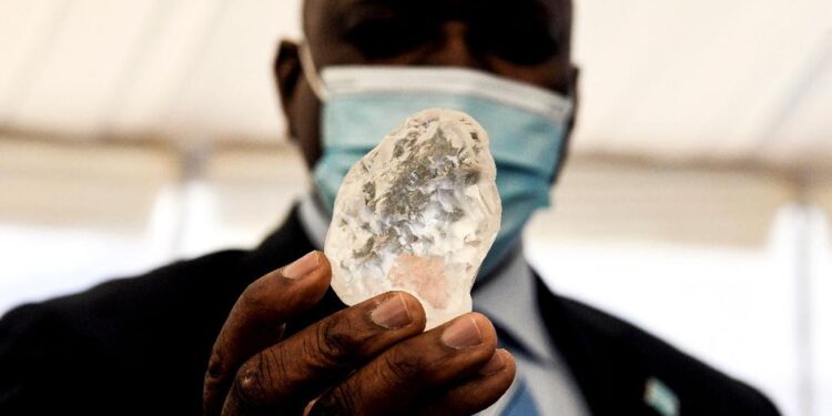 How the Botswana Diamond Industry Guarantees Free Education for Children – Only Natural Diamonds