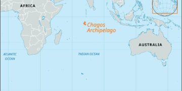 The U.K. hands Chagos Islands over to Mauritius but says it will secure a U.S. base – NPR