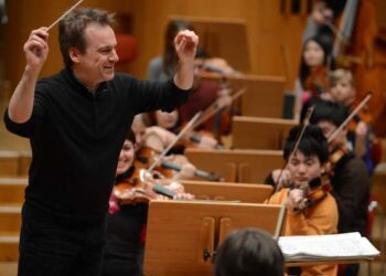 Festival drops German orchestra over Israeli conductor – DW