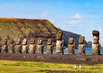 Scientists baffled as new statue emerges on Easter Island – LADbible