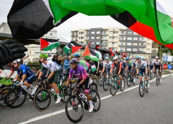 Amid mass protests at bicycle race, Spain calls for sports sanctions against Israel – The Times of Israel