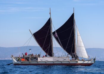 Hōkūleʻa, Hikianalia arrive in Cook Islands — marking first time since 1992 – Kauai Now