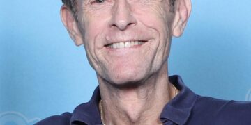 Conroy says Labor unconcerned by PNG-China discussions – as it happened – The Guardian