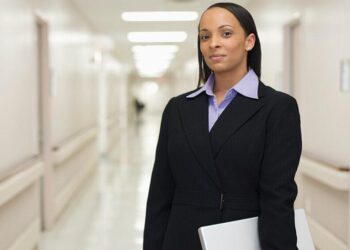 Driving change: How a dedicated health officer is transforming rural Ghana – Unicef