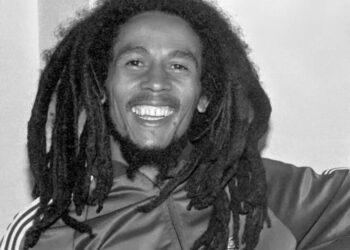 Forty years ago, Bob Marley paid his own way to play Zimbabwe’s iconic independence concert – qz.com