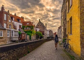 Belgium Airport Bomb Threat – Bluefield Daily Telegraph