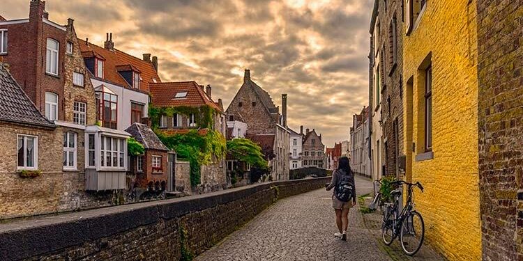 Belgium Airport Bomb Threat – Bluefield Daily Telegraph