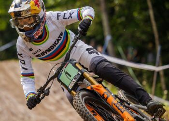 Video: Jackson Goldstone’s Practice Lap POV at the 2025 Andorra DH World Cup – Pinkbike