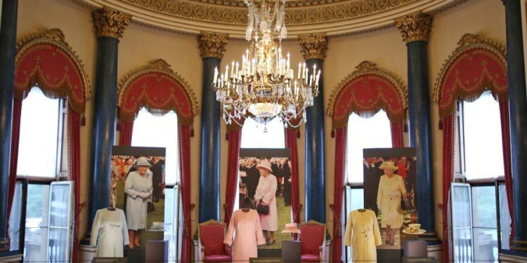 A royal welcome at Fleet Base East – defence.gov.au