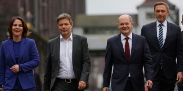 German coalition agrees on urgent measures to revive economy – politico.eu