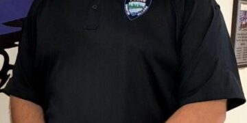 Officer Chad Parah joins MVSD as 2nd School Resource Officer – St. Albans Messenger