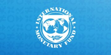IMF Warns Angola Faces Rising Debt Risks as Oil Income Declines – Bloomberg.com