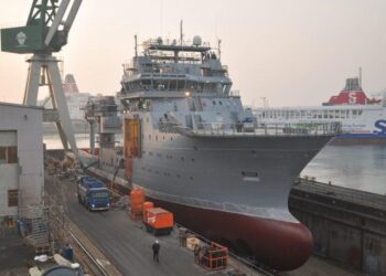 HMNZS Manawanui: New Zealand pays Samoa millions after naval ship crash – BBC