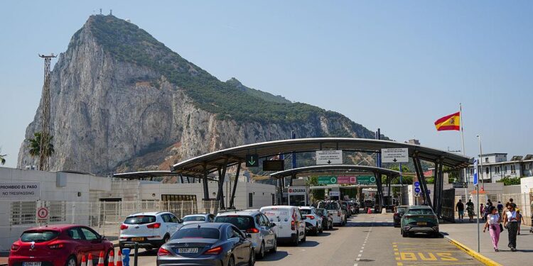 Gibraltar-Spain border to vanish in 2026 under post-Brexit deal – Euractiv