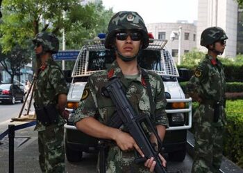 Chinese nationals jailed in South Africa over kidnapping and forced labour of Malawians – BBC