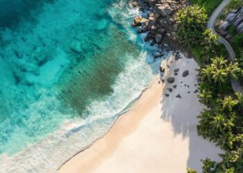 Cheval Blanc Seychelles is tailor-made for the fly-and-flop set – wallpaper.com