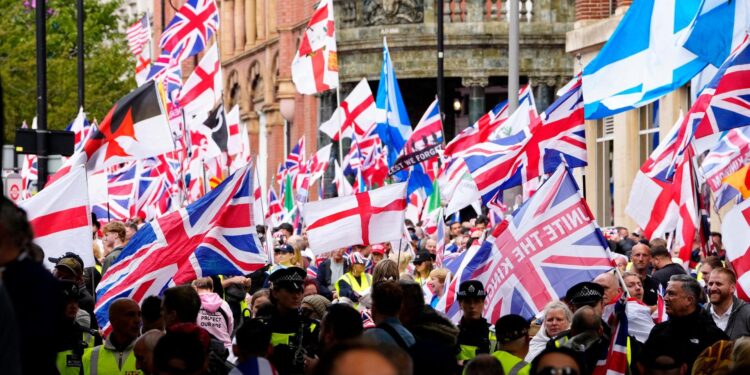 Protest hits Rome over Libya migrant deal after boat wreck – Northeast Mississippi Daily Journal