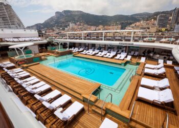 Luxury U.S. Cruise Ship Skips Shanghai Over China’s New Port Charges – Caixin Global