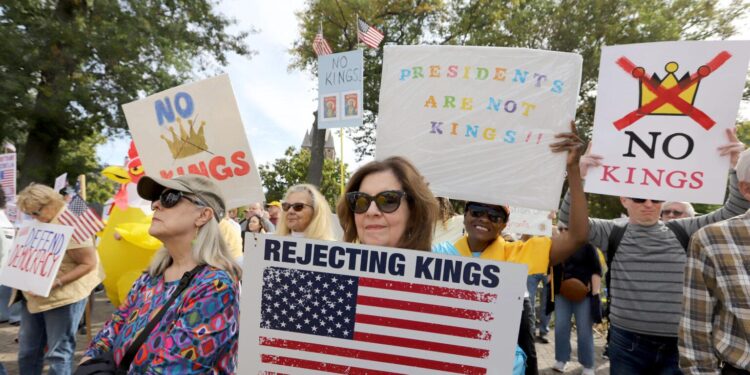 Photos show ‘No Kings’ rallies against Trump across the US and in Europe – AP News