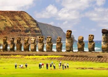 Is this the end for Easter Island’s moai statues? – BBC