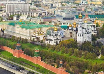 Kremlin threatening Moldova’s independence, president warns ahead of key vote – BBC