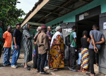 Photos from Ivory Coast’s presidential election as 83-year-old incumbent seeks fourth term – AP News