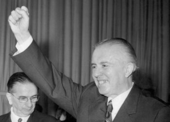 Praise for ‘Hero’ Dictator Hoxha Sparks Outrage in Albania – Balkan Insight