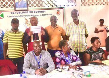 Burundi elections: One-party parliament looms as opposition says democracy ‘killed’ – BBC