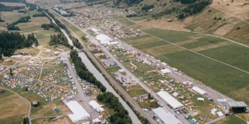 Bula and Barrels: A Bucket List Surf Trip to Fiji – SURFER Magazine
