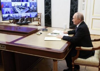 Huge blow for Putin’s war machine as UK sanctions Russian oil – GOV.UK