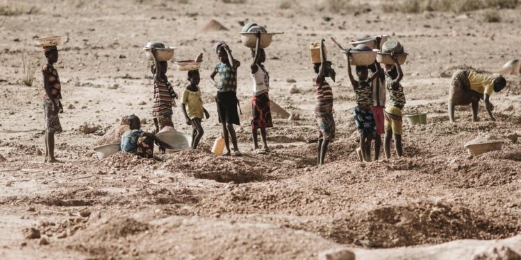 Burkina Faso arrests humanitarian workers over espionage claims – TRT Afrika