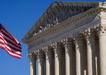 Supreme Court will consider overturning Hawaii’s strict ban on guns on private property – AP News