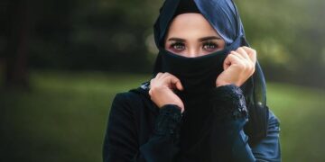 Massive hidden waves are rapidly melting Greenland’s glaciers – ScienceDaily