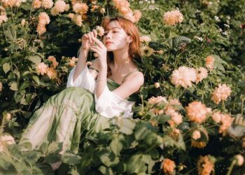 Woman jailed for 20 years over murder of Australian surfer brothers in Mexico – BBC