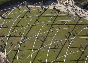 Pritzker meets with Pope Leo XIV at the Vatican to discuss immigration and Illinois ties – FOX 32 Chicago