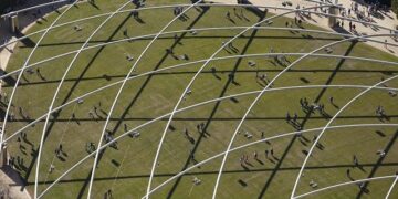 Pritzker meets with Pope Leo XIV at the Vatican to discuss immigration and Illinois ties – FOX 32 Chicago