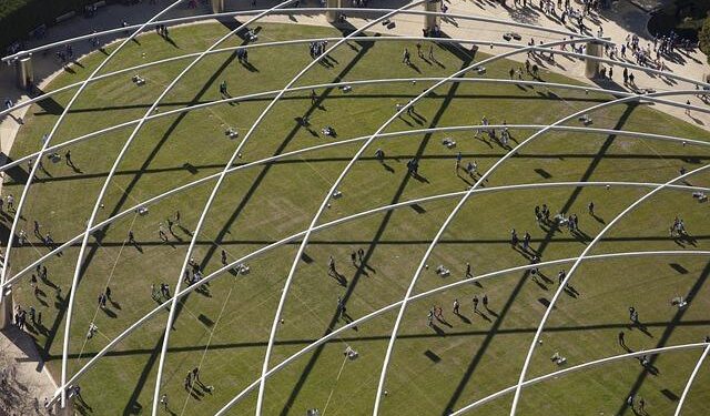 Pritzker meets with Pope Leo XIV at the Vatican to discuss immigration and Illinois ties – FOX 32 Chicago