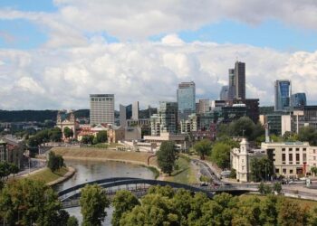 Lithuania to reopen border crossings with Russia-allied Belarus after tensions over balloons – Toronto Star