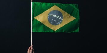 Brazil 2-0 Senegal: Premier League stars shine but concern for Arsenal as Gabriel limps off in victory – Sky Sports