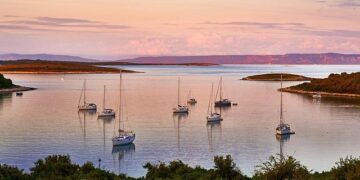 Croatia 3-1 Faroe Islands: Croatia qualify for World Cup and end Faroes hopes – BBC