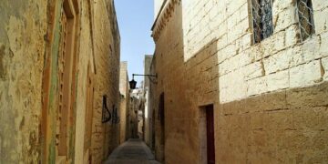 5 reasons why Malta’s pudina is the frugal treat you need to eat – SBS Australia