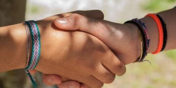 Ireland teenagers forced to sing own anthem after God Save the King played at Euro qualifier – Irish Examiner